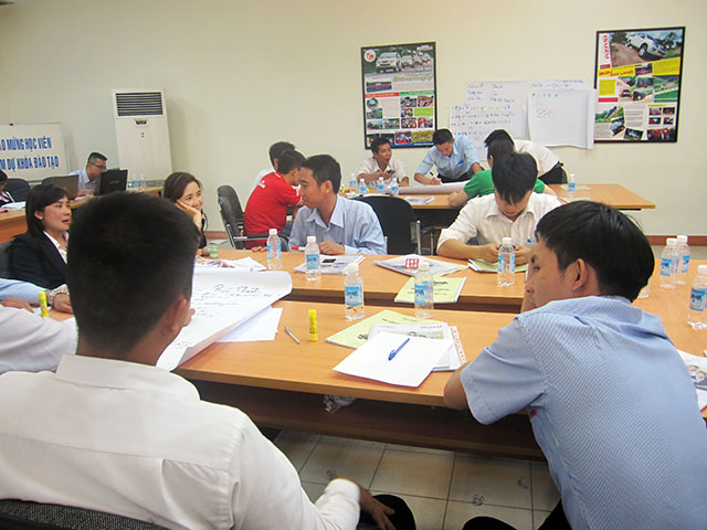 Kỹ năng bán hàng & chăm sóc Khách Hàng chuyên nghiệp - ISUZU (23 & 24.09.2014)
